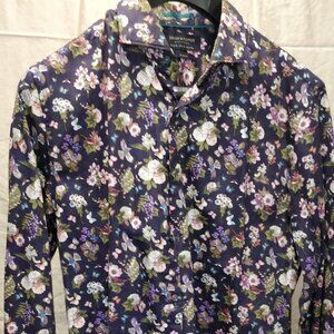 Slim fit patterned button down
